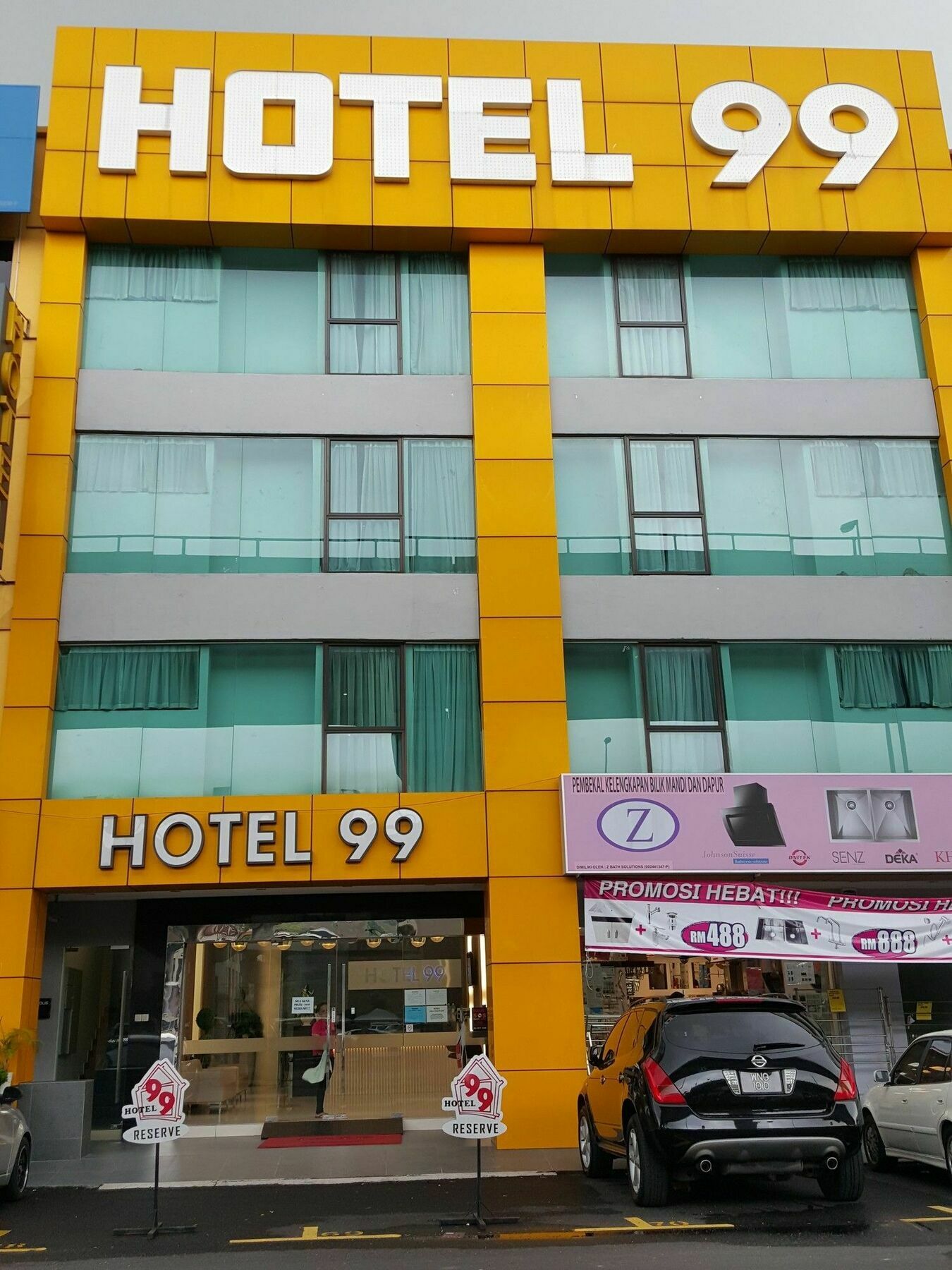 Hotel 99 Pusat Bandar Пучонг Экстерьер фото